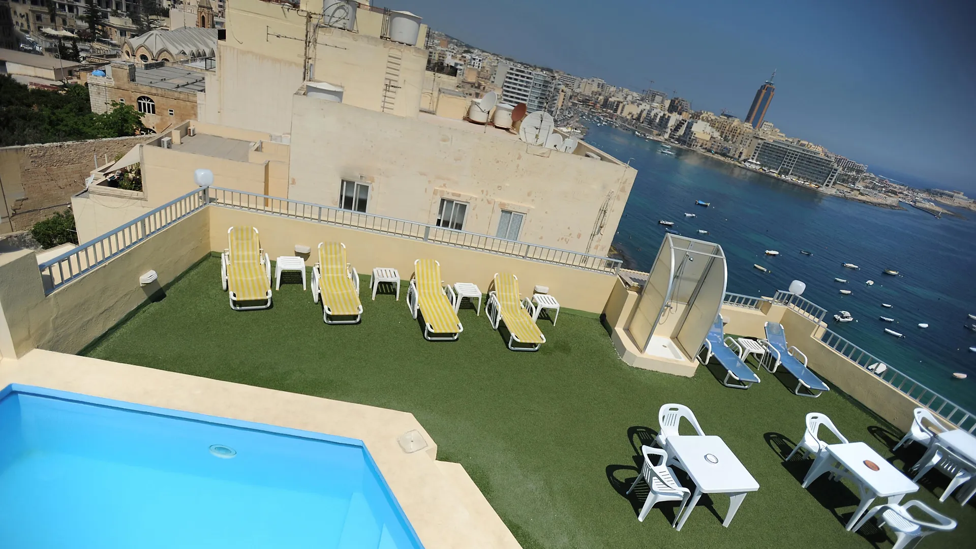 ***  Carlton Hotel Sliema Malte