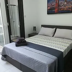 Appartamento And Cosy Close To Seafront, Sliema